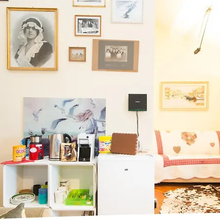 Couette-café La Mansarda Delle Meraviglie Superior 4*