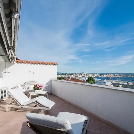 La Mansarda Delle Meraviglie Superior 4*