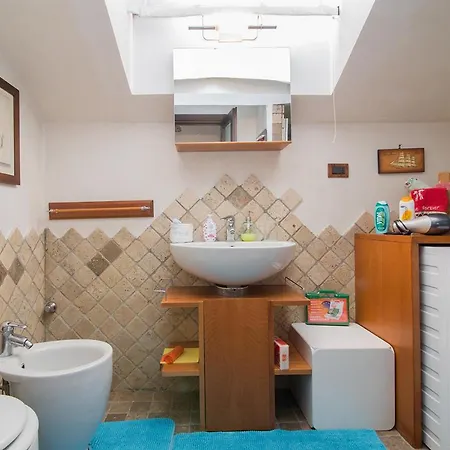 Couette-café La Mansarda Delle Meraviglie Superior 4*