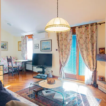 Couette-café La Mansarda Delle Meraviglie Superior Trieste