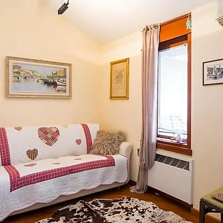 La Mansarda Delle Meraviglie Superior Oda ve Kahvaltı