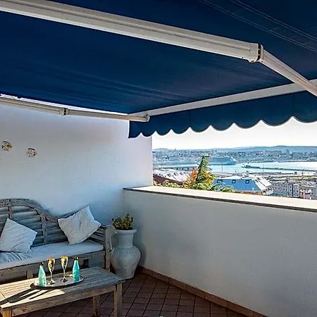 La Mansarda Delle Meraviglie Superior 4* Trieste