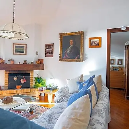 Oda ve Kahvaltı La Mansarda Delle Meraviglie Superior